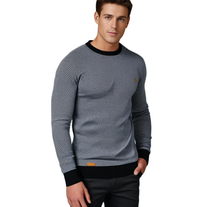 Weicher und warmer Herrenpullover